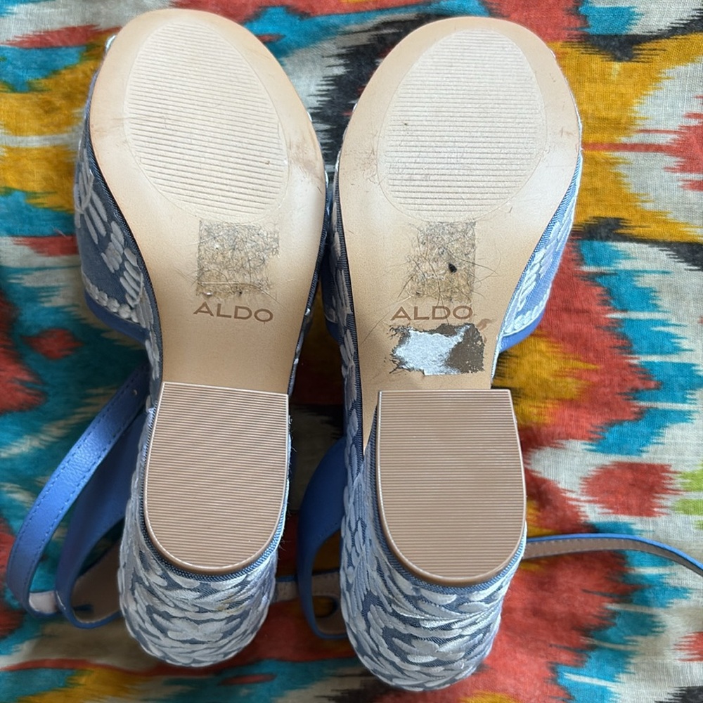 Aldo Flower Wedge Heels - Size 7.5 - Picture 8 of 8